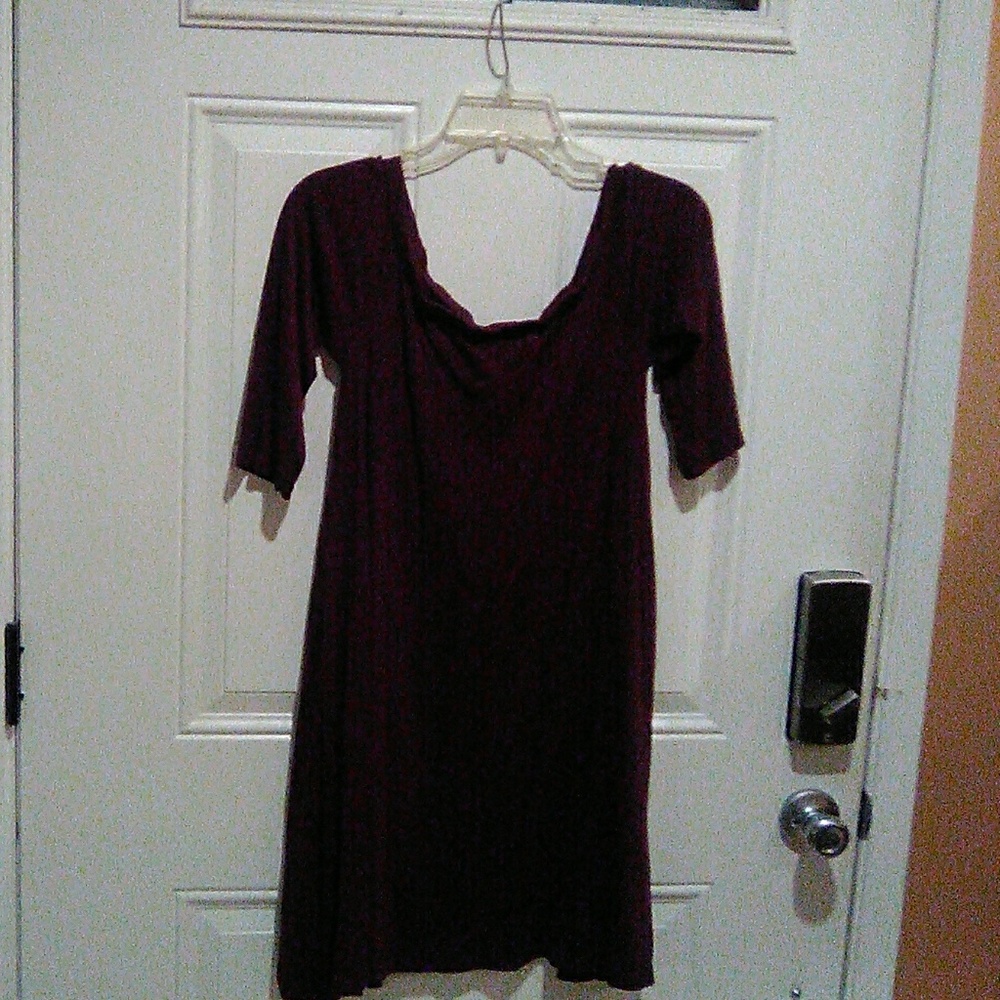 Dress - Picture 2 of 6
